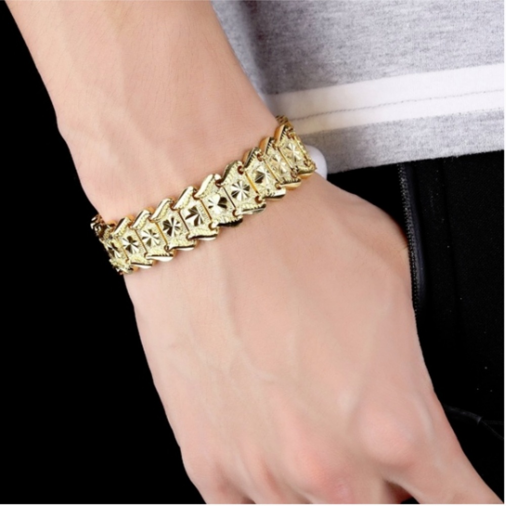 Mens "Adrian" 18K Carving Link Bracelet